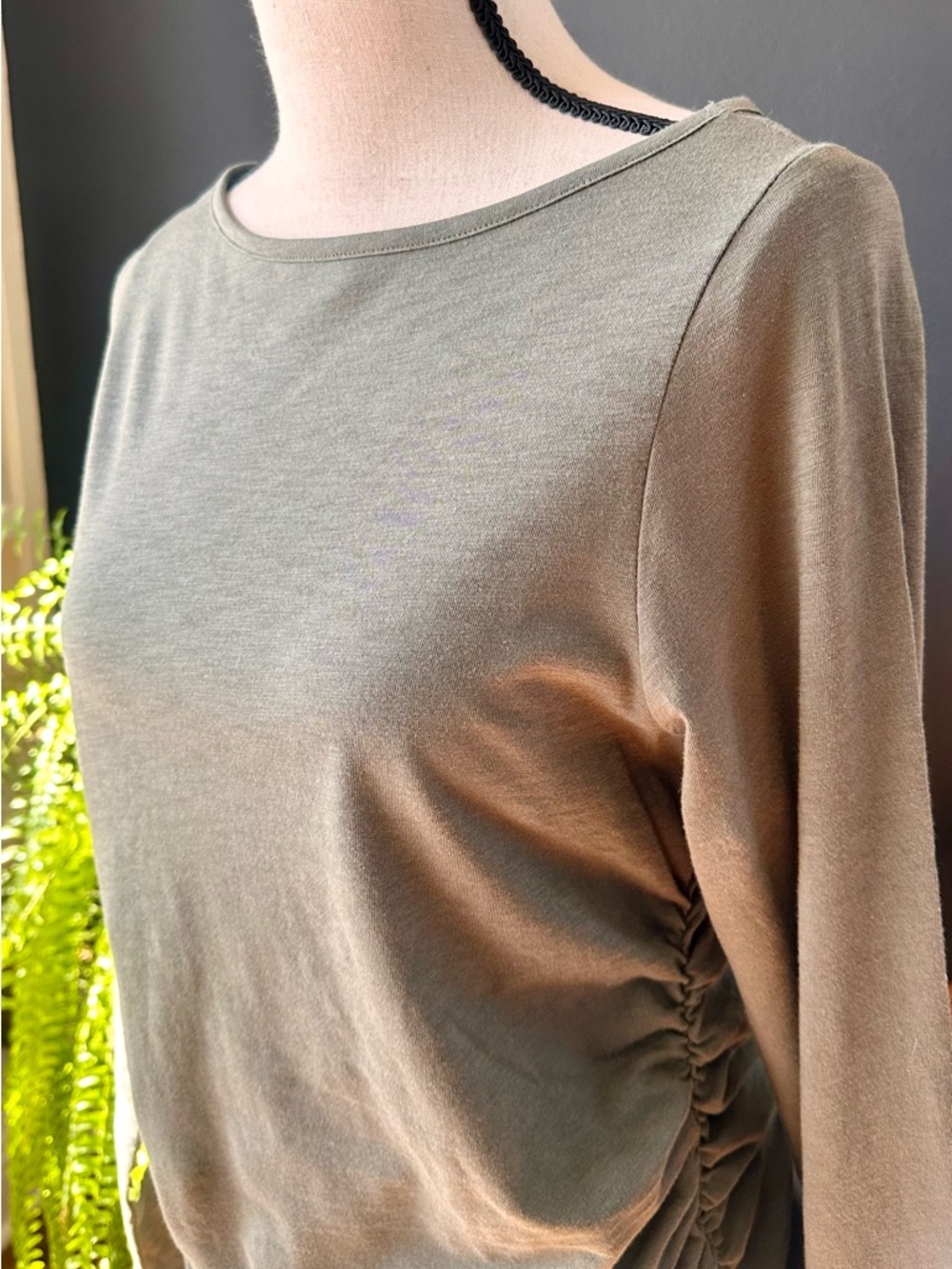 Madewell Olive Green, Side-Ruched, Long Sleeve Tee, Size Small, NWT - Picture 2 of 8